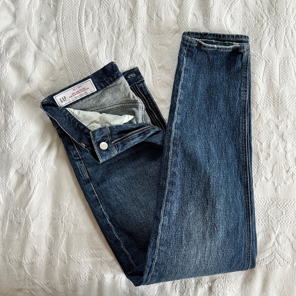 GAP Women's Mom High Rise Denim Jeans Size 10 Tall Tapered Leg Medium Wash - Picture 1 of 15